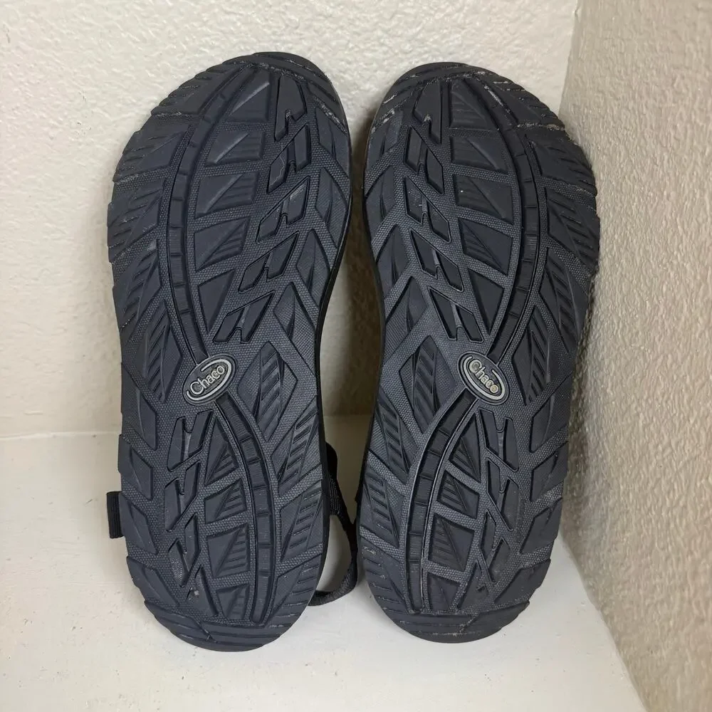Chaco Classic Sandals adjustable webbing strap and textured footbeds EUC size 11